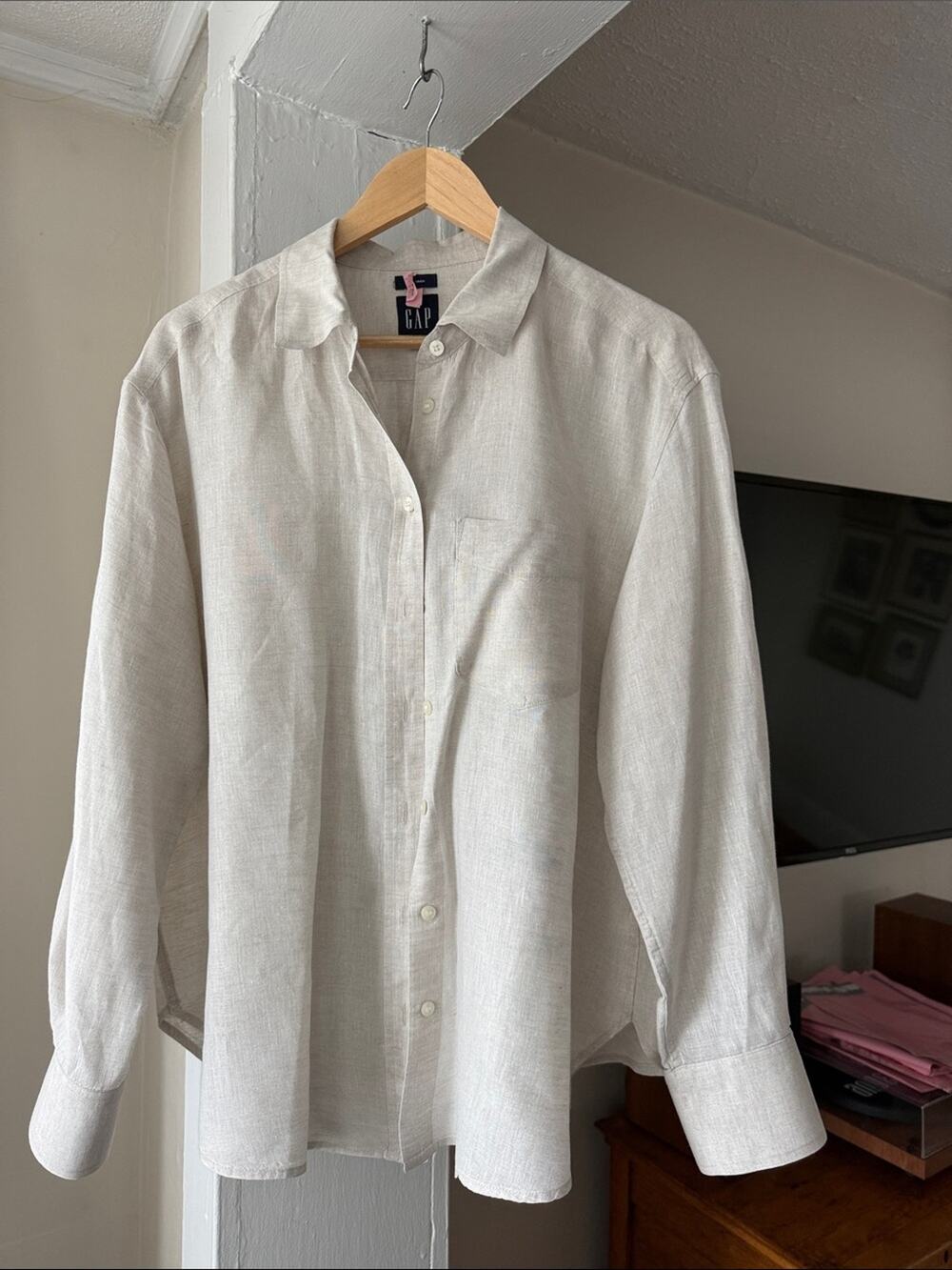 GAP 100% Linen Button Down Shirt Size Medium Oatmeal Beige Long Sleeve